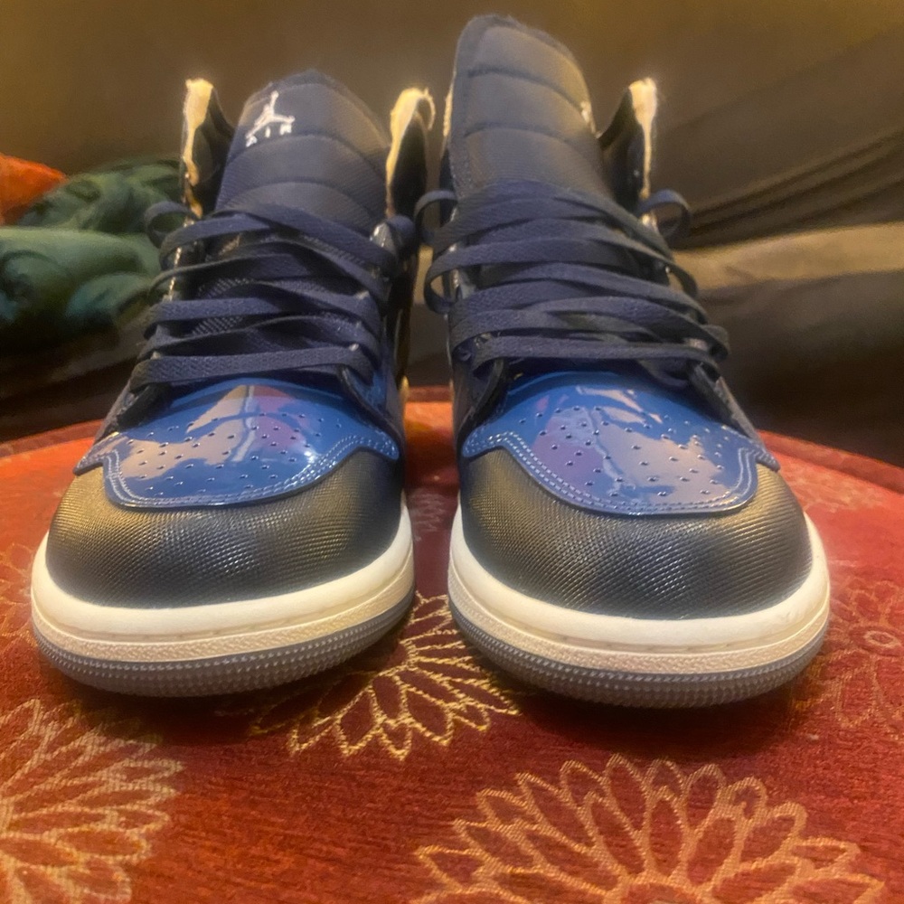Air Jordan 1 Mid Craft Se